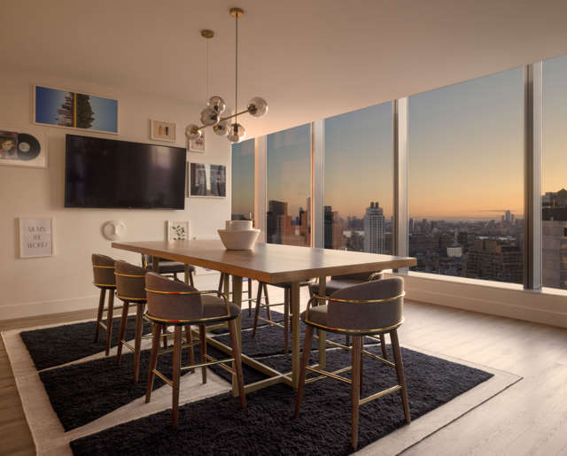 New York City // Richard's Penthouse Flat