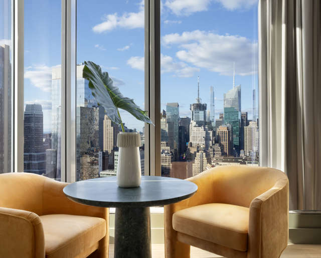 New York City // Richard's Penthouse Flat