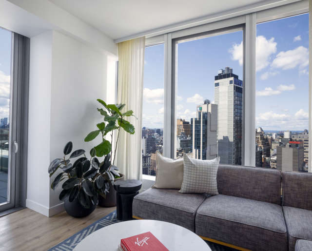 New York City // Grand Chamber Terrace Suite