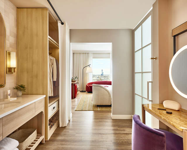 Dallas // Chamber King