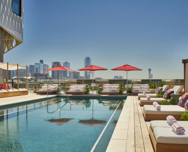 Dallas // The Pool Club