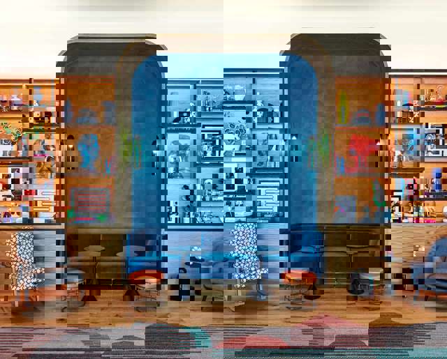 Nashville // Funny Library Coffee Shop