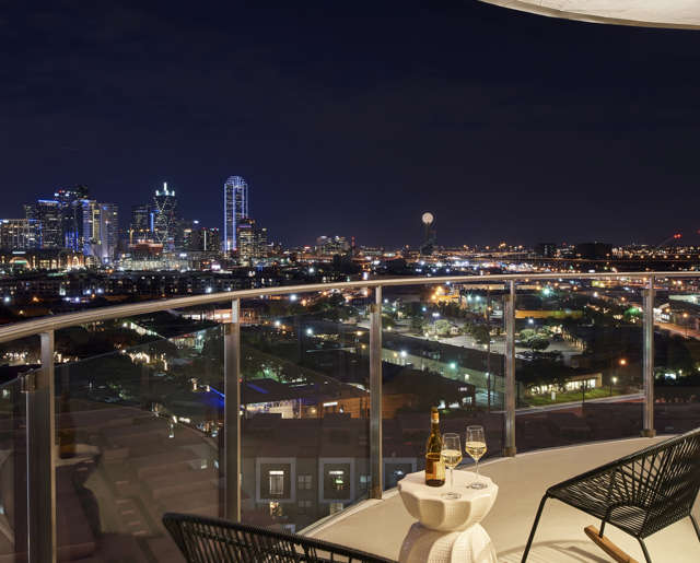 Dallas // Grand Chamber King Suite Balcony View