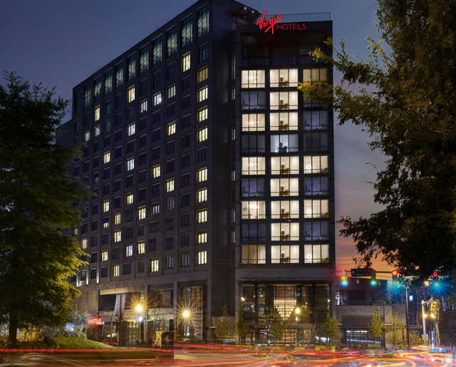 Nashville // Exterior