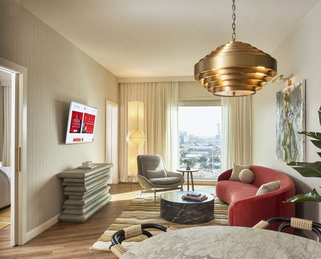 Dallas // Deluxe Chamber King Suite